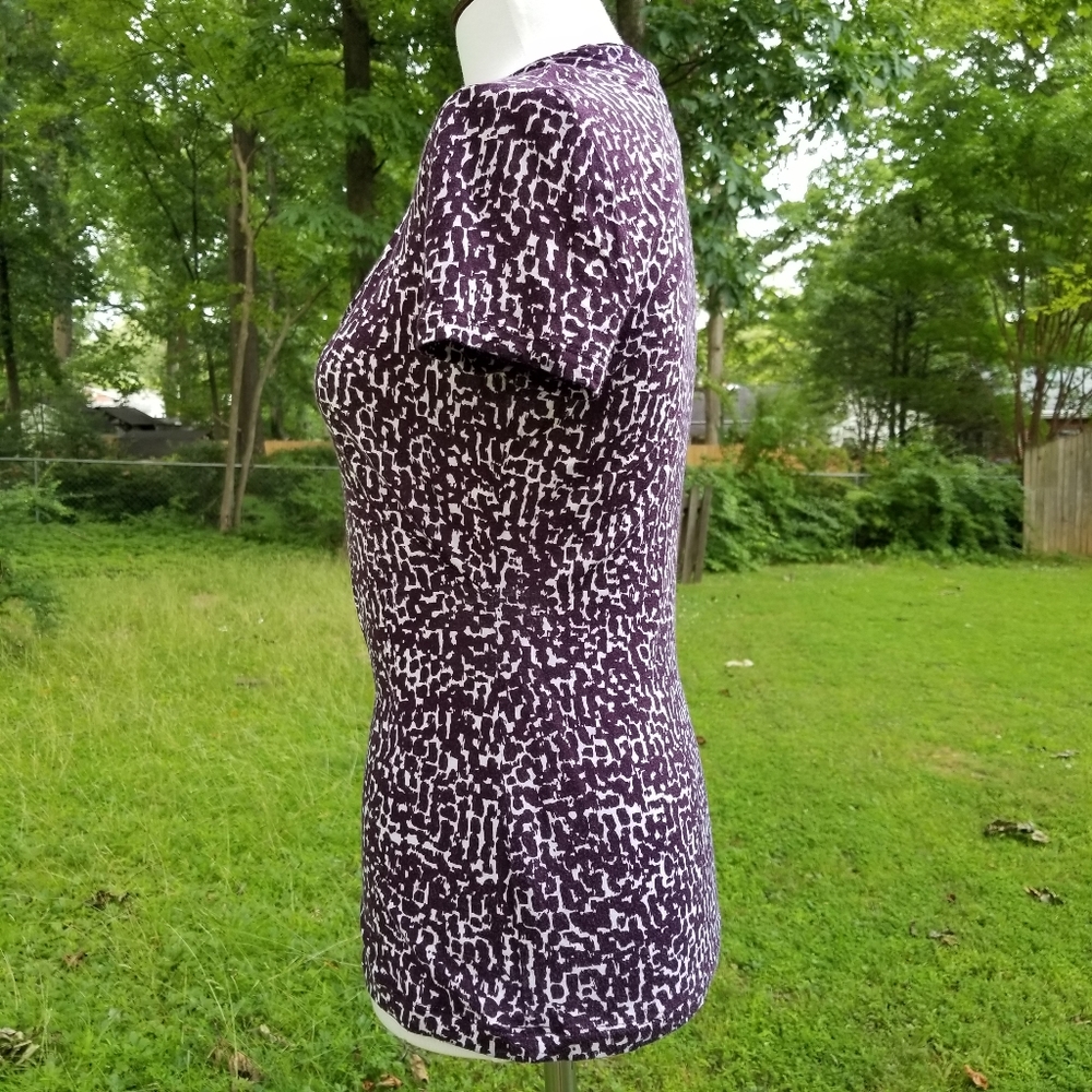 Banana Republic V-neck Purple Abstract Print Top XS - Picture 7 of 10